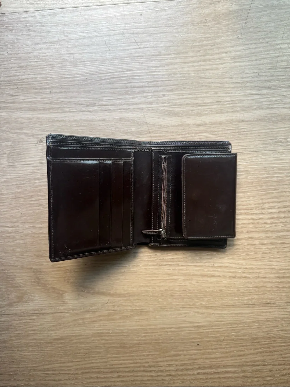 Gucci Brown & Dark Brown GG Canvas Card Holder